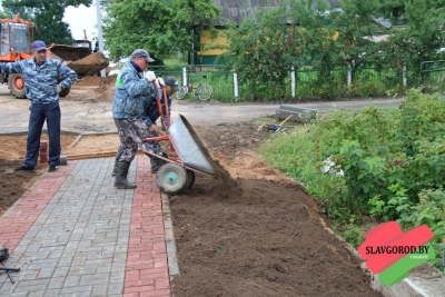 Работа кипит, улица меняет вид! Благоустройство на улице Луначарского