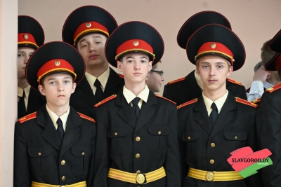 Мероприятие, приуроченное к вручению району вымпела «За мужнасць і стойкасць у гады Вялікай Айчыннай вайны», который присвоен Указом Главы государства 8 апреля