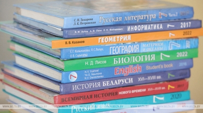 Иванец: Беларусь готова поделиться с Россией опытом в подготовке учебников