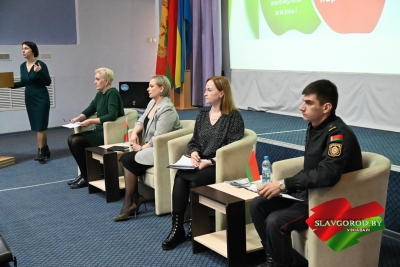 Фотофакт: Брифинг антинаркотической акции «Вместе» в кинотеатре «Родина»