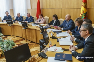 Книгу о работе местных советов депутатов двадцать восьмого созыва презентовали в Могилеве