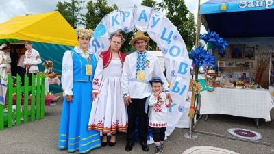 В областном этапе Славгородский район представляет семья Кравцовых