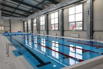 График работы бассейна: когда можно поплавать?