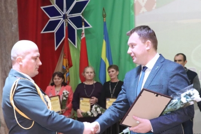 Честь и хвала людям труда