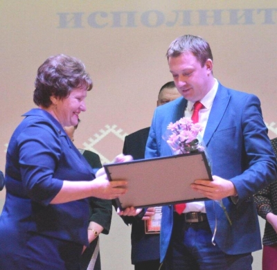 Лучшие работники живут и трудятся на благо родного края!